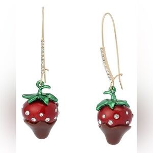 BETSEY JOHNSON Valentine Love Spell
Chocolate Dipped Strawberry Earrings NEW NWT